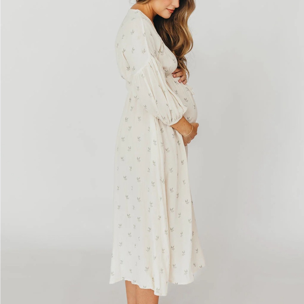 New with tags, missed return window and doesn’t fit but super cute!